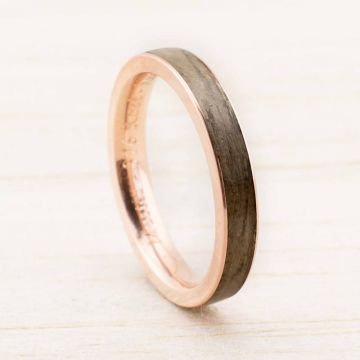 Haltbare Holzringe mit Roségold
