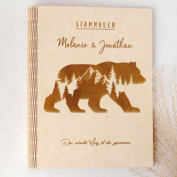 Modernes Stammbuch aus Holz personalisierbar