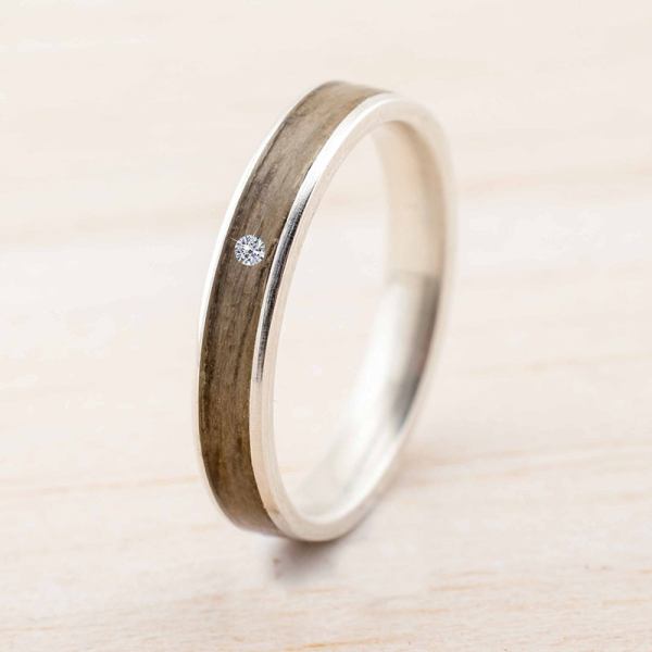 Eheringe aus Holz und Silber